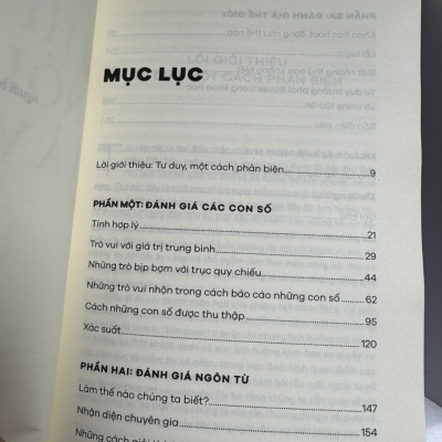 KHI LỜI NÓI DỐI LÀ V.Ũ KHÍ - Daniel J. Levitin - Hoàng Đức Long dịch - Nhã Nam - Nhà xuất bản Dân Trí.