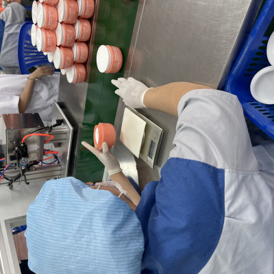 Serum Body Bakuchoil 0.5% Dr Cell dưỡng trắng da body hiệu quả chỉ trong 7 ngày chống lão hoá mềm mịn da