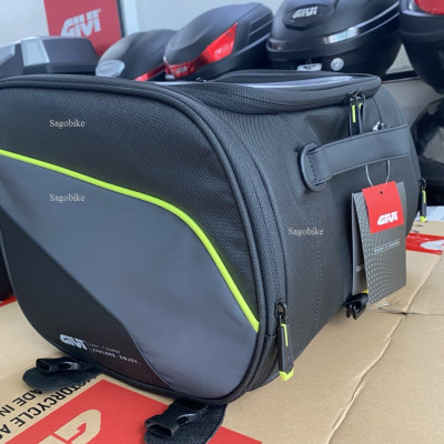 Túi bụng xe givi EA136, túi gắn bụng xăng EA136 dành cho xe ga