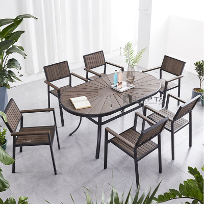 Bàn ăn ngoài trời mặt oval 1m5 TE2042-150A Nội thất Capta Bàn nhà hàng mặt gỗ nhựa polywood chân nhôm sơn tĩnh điện - Màu nâu gỗ
