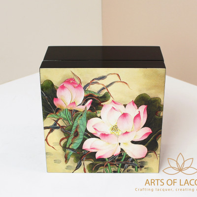 Hộp Lưu Niệm Sơn Mài Họa Tiết Hoa Sen Hồng