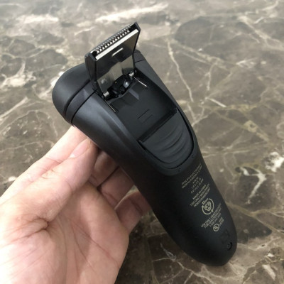 Máy Cạo Râu Nam Philips AT620 - Hàng Nhập Khẩu