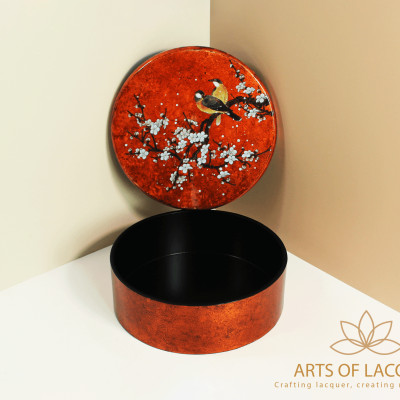 Hộp Trang Điểm Tròn Sơn Mài Hoa Mai Trắng và Chim Hổ Phách