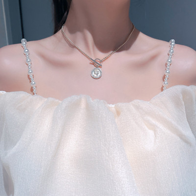 Dây đeo áo ngực giả ngọc trai sang chảnh ấn tượng