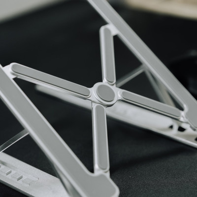 Đế Tản Nhiệt Cho Laptop, Macbook - Giá Đỡ, Kệ Đỡ, Phụ Kiện Cao Cấp Cho Macbook, Laptop Bằng Hợp Kim Nhôm Điều Chỉnh Tầm Nhìn Thông Minh Gấp Gọn KUNBE - Hàng Chính Hãng