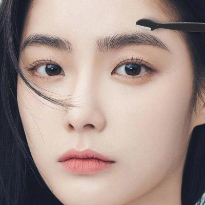 Dao Cạo Lông Mày Kai Groom 38531 - HC1162 Màu Đen (Lẻ 1 Cây)