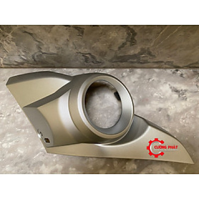 Ốp đèn gầm sơn Mitsubishi Xpander 2018-2021 mã 8321A749HA