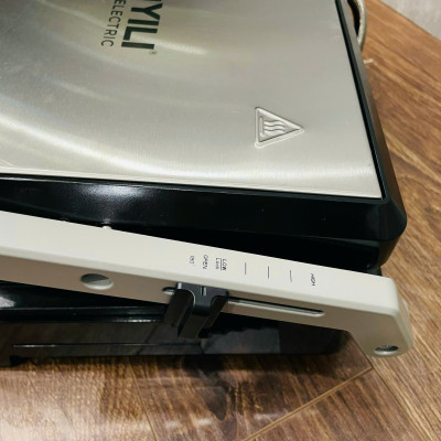 Máy Ép Bánh Mì Pate YiLi Y2688, Máy Kẹp Nướng Bánh Mì, Máy Nướng Ép Bánh Mì hàng nhập khẩu