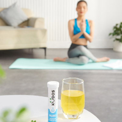 Combo Thực phẩm bảo vệ sức khỏe KUDOS BALANCE MAGNESIUM WITH B VITAMIN COMPLEX & D3 + KUDOS VITAMIN C 1000 MG (20v/tuýp)