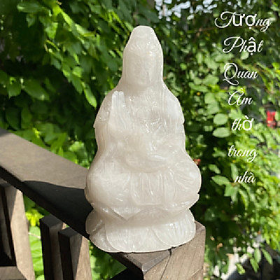 Tượng Phật Quan Âm thờ trong nhà thạch anh trắng NHASAN TP21 nặng 1.1kg, kích thước: cao 15.5cm x ngang 8.7cm x dày 7.2cm