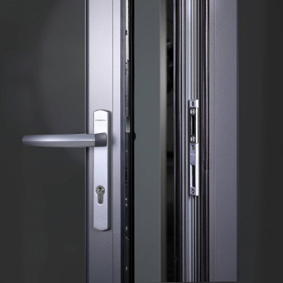 Phụ kiện cửa Cmech cao cấp chính hãng _Tay nắm cửa đi mở quay kiểu New York. Chất liệu nhôm. (Bạc)