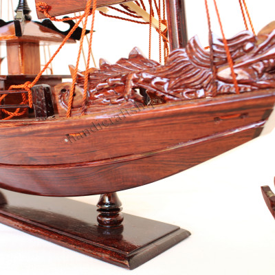 Mô hình thuyền Hạ Long gỗ cẩm 40cm