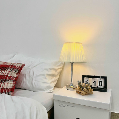 Đèn ngủ trang trí đèn bàn làm việc kim loại bạc mạ sơn chống rỉ có nút điều chỉnh sáng DBK007