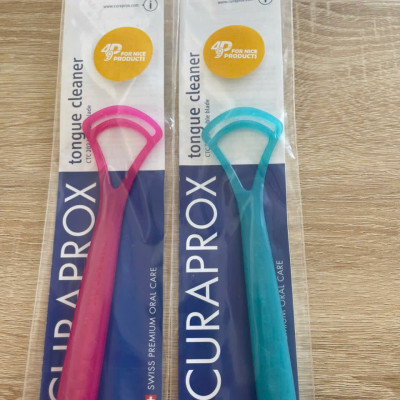 Cây cạo lưỡi CTC 202 - Curaprox