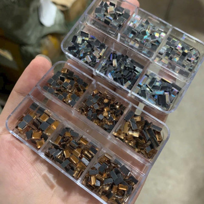 Đá Khối Chân Bằng Chữ Nhật Mix Size, 6 Ô, Đá Nail Hình Vuông Và Chữ Nhật, Trang Trí Móng Sang Trọng, Làm Nail Tinh Tế