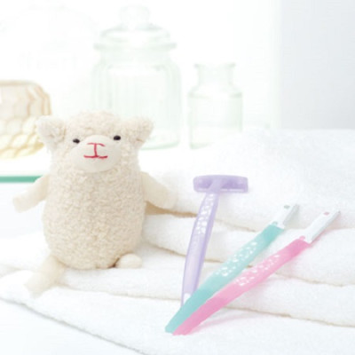 Dao Cạo Lông Mày Lưỡi Thép Không Gỉ Kai Razor (Lẻ 1 Cây)