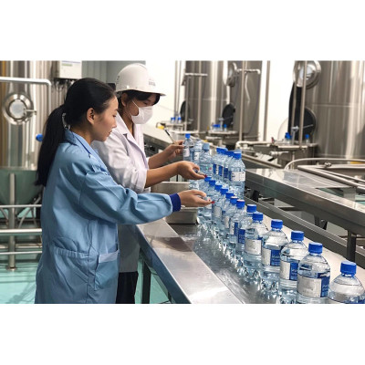 Lốc 6 Chai Nước tinh khiết WOW loại 250ml