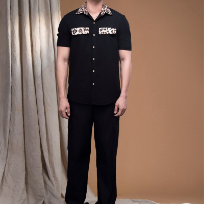 Áo sơ mi đen xô cát phối beo cổ túi LM112452 [BST Da Beo]