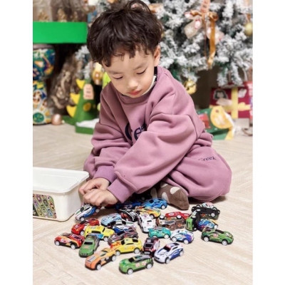 Thùng  đồ chơi 30 xe ô tô nhiều màu sắc , nhiều loại 