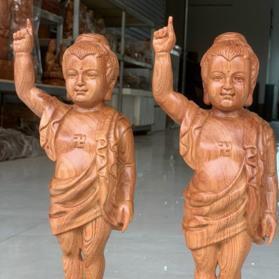 Tượng phật đản sanh bằng gỗ hương đá kt cao 40×15cm