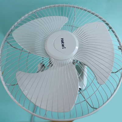 Quạt đảo trần Thái Lan Hatari HT-C16R1 - Hàng nhập khẩu (có điều khiển)