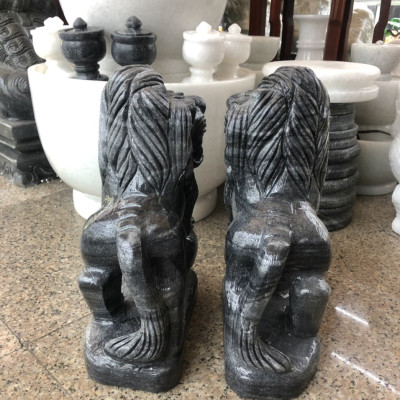 Cặp Sư Tử phong thủy đá cẩm thạch vân đen - Cao 30 cm