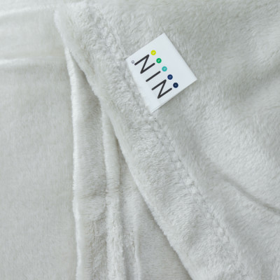 Mền tuyết NIN HOUSE 100% Microfiber 1m3x2m mới 2024, chăn hè cao cấp mịn màng, chăn lông tuyết nhung nhiều màu