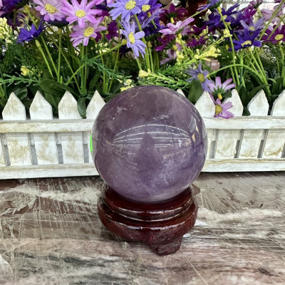 Quả cầu phong thủy đá thạch anh tím - Đường kính 8,4 cm