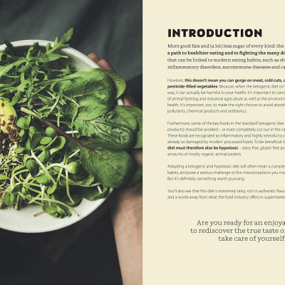 Sách - The Ketogenic & Hypotoxic Diet : Lose Weight and Improve Health with Th by Olivia Charlet (UK edition, paperback)