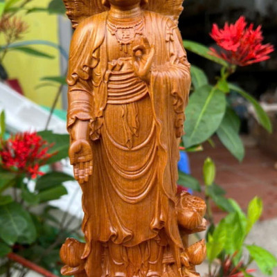 Tượng phật adiđa bằng gỗ bách xanh thơm nức cao 30x11x9cm