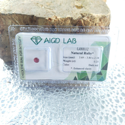 Viên đá Ruby tấm thiên nhiên G00032