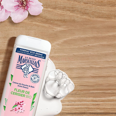 Sữa tắm 92% hữu cơ Le Petit Marseillais (650ml) - Hàng chính hãng