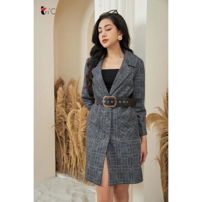 Áo khoác nữ kẻ caro dáng dài Tri