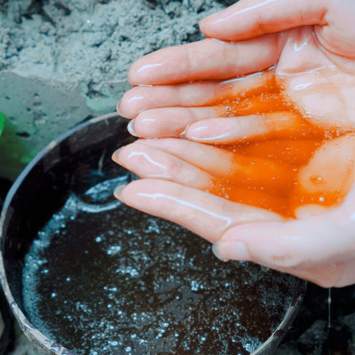 [Thảo Dược Thật] Dầu gội bồ kết, dầu gội thảo dược phụ hồi tóc, ngăn ngừa gãy rụng - Ngưu Cân Thảo Chai 1000ml