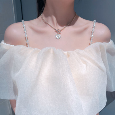 Dây đeo áo ngực giả ngọc trai sang chảnh ấn tượng