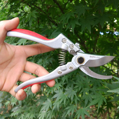 Kéo cắt cành SADA - 210