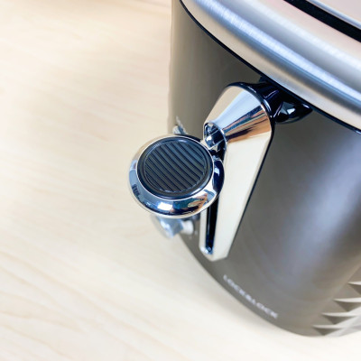 Máy Nướng Bánh Mì Lock&Lock EJB222BLK 850W Màu đen - hàng chính hãng