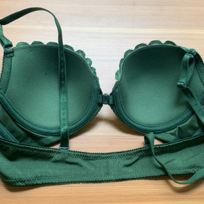 ÁO LÓT NỮ MỎNG CÓ GỌNG CÀI TRƯỚC VIỀN REN