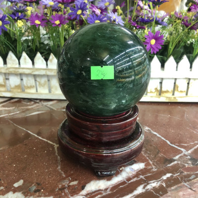Quả cầu phong thủy đá thạch anh xanh - Đường kính 10,5cm