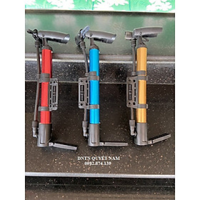 Bơm xe đạp, xe máy gắn khung tiện lợi, dễ sử dụng