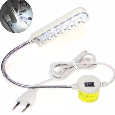 Bàn ủi hơi nước công nghiệp SilverStar ES-300 (Đen) + Tặng đèn led gắn máy may 20 bóng