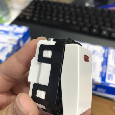 Công tắc D Panasonic WEV-5033-7SW (2 cực) dòng Wide có đèn báo - Hàng chính hãng