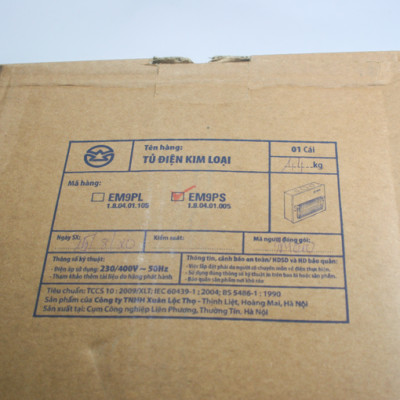 Tủ lắp nổi 9 đường kim loại (Sino)