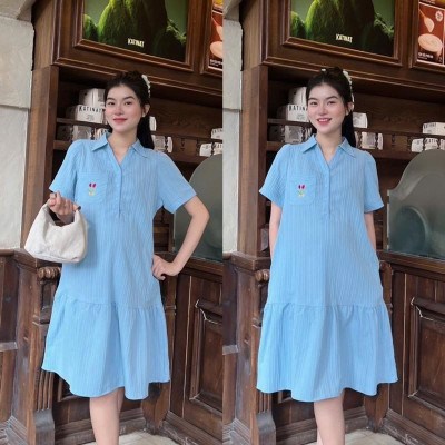 Đầm Bầu Công Sở Cổ Sơ Mi Phối Túi Thêu Phom Đuôi Cá Dễ Thương