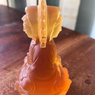 Tượng Phật Bà Quan Âm 2 Mặt đá lưu ly vàng đậm đẹp ĐỂ TRONG XE HƠI hoặc BÀN cao 10cm đk 6cm mệnh KIM mệnh THỔ và THỦY ạ