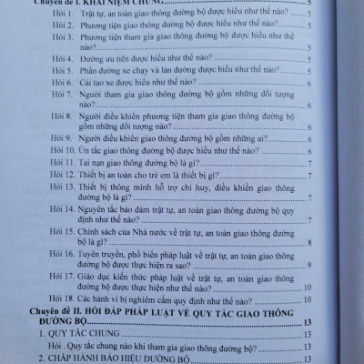 Sách Tài Liệu Tuyên Truyền Về Công Tác Giáo Dục An Toàn Giao Thông, Phòng Chống Tệ Nạn MaTúy Và Bạo Lực Học Đường Trong Nhà Trường - V2527T