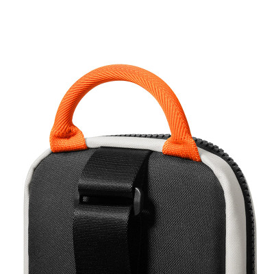 Túi Đeo Chéo Thời Trang TOMTOC GameOn-G49 Cho Nitendo Switch 2 Và Các Phụ Kiện Thiết Yếu Bảo Vệ An Toàn Và Đeo Linh Hoạt Hàng Chính Hãng