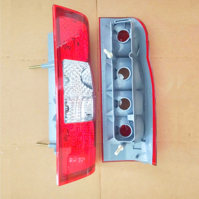 Bộ Đèn Hậu Ford Transit (2007 - 2012)