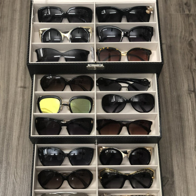 Hộp Đựng Mắt Kính 3 Tầng Đựng 18 Kính SAIKE SAIKE S318 Bọc Da Carbon Màu Đen