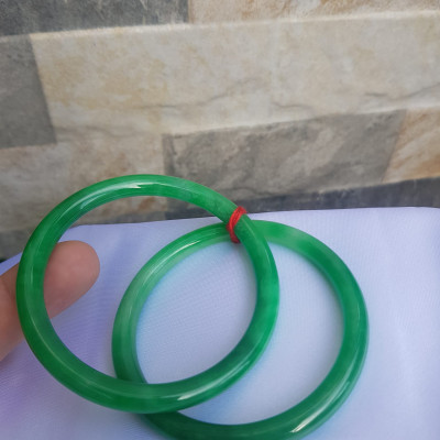 Cặp Vòng tròn 51mm x 6mm Màu xanh ngọc đậm bóng đẹp ạ Nữ mệnh Mộc Hỏa Thủy 50kg - 56kg ạ